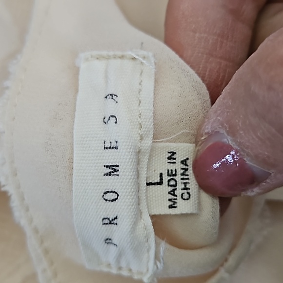 Promesa Womens Short Sleeves Textured Cream Blouse - Size Large - Picture 5 of 5